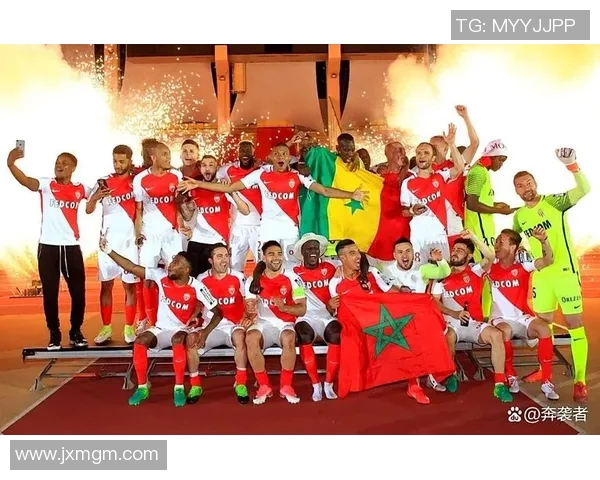 不同足球明星的速度对比与分析探讨他们在比赛中的影响力与表现